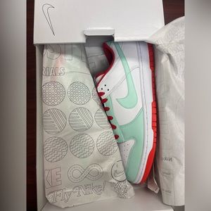 NIKE Dunk Low “Christmas White/University Red/Mint Foam” Brand New Men’s Size 13
